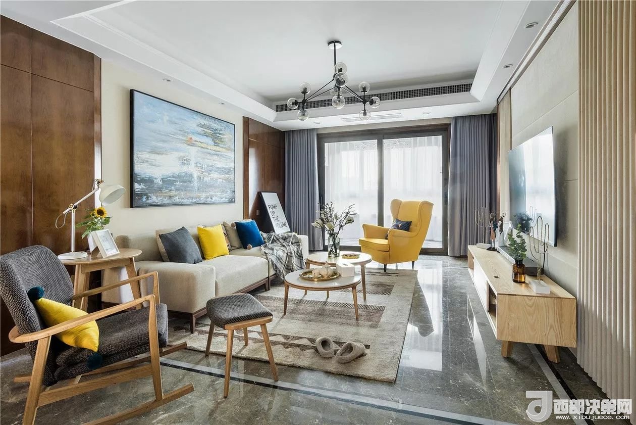 沙發(fā)背景墻選對(duì)裝飾畫，才能美了整個(gè)客廳空間！