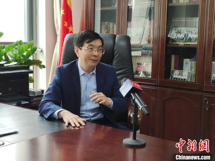 全國政協(xié)委員花亞偉：建議更多優(yōu)質教學資源在線共享