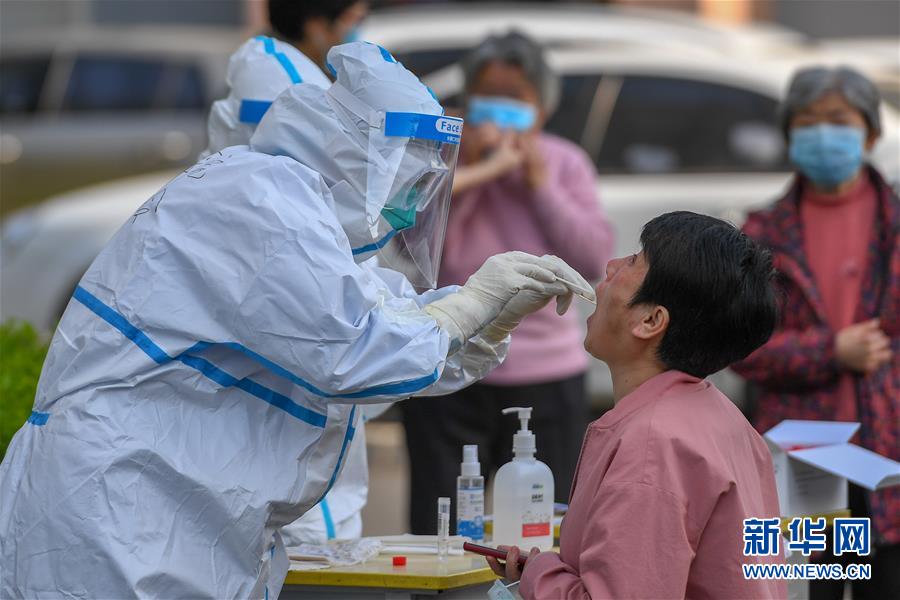 （新華全媒頭條·兩會(huì)精神看落實(shí)·圖文互動(dòng)）（5）整體謀劃、系統(tǒng)升級(jí)、全面提升——落實(shí)全國兩會(huì)精神織牢織密公共衛(wèi)生防護(hù)網(wǎng)