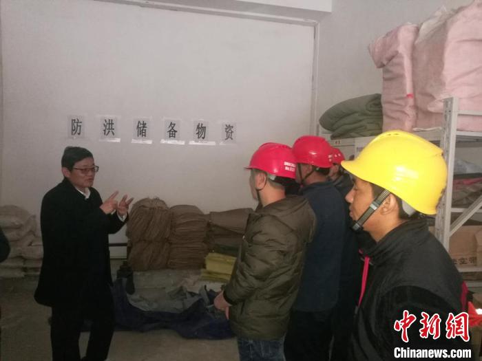 圖為西藏自治區(qū)應(yīng)急管理廳儲(chǔ)備的防洪救災(zāi)物資(資料圖)。西藏自治區(qū)應(yīng)急管理廳 供圖