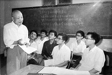 舍我其誰報(bào)國志，碧血丹心愛國情