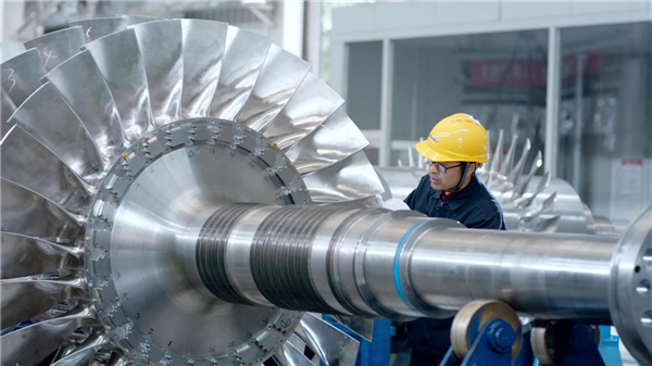 乘勢而上把握新時代追趕超越關鍵期——專訪全國人大代表、西安市市長李明遠_fororder_圖片7